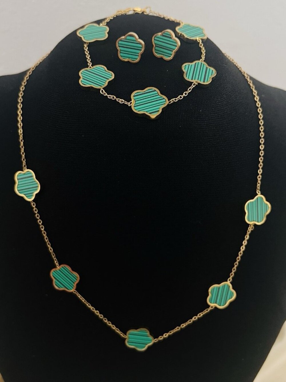 18K Gold Plated Flower clover Necklace SET green Stainless steel Womens Jewelry